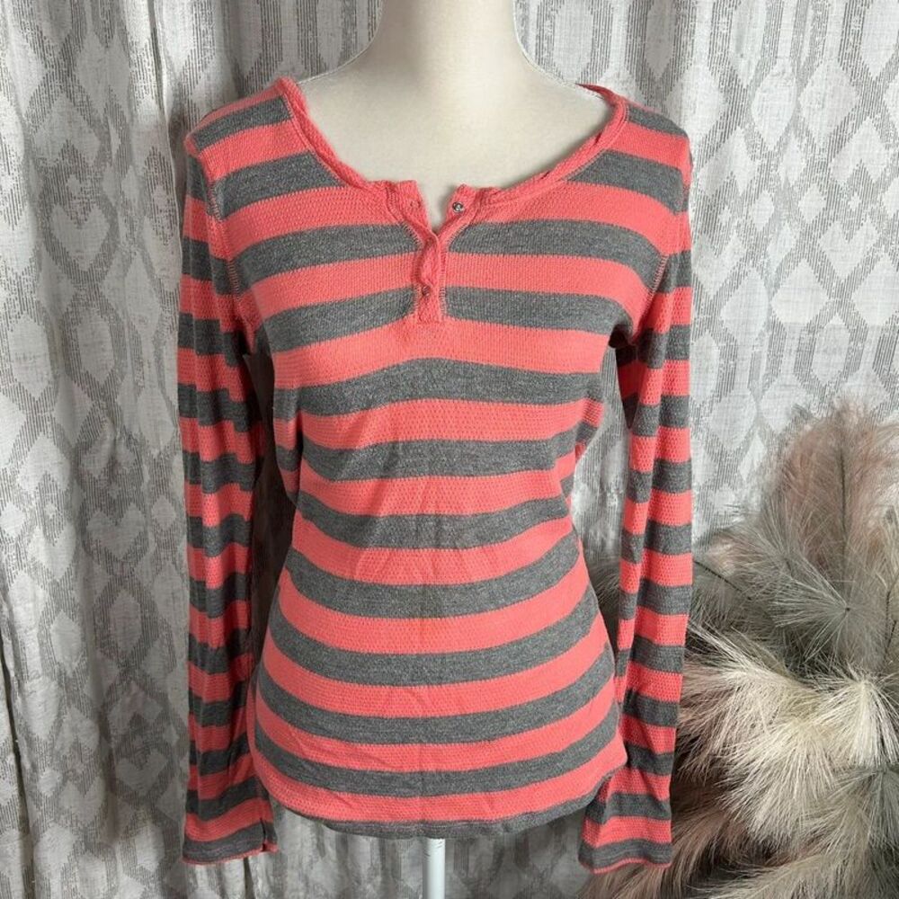 Max Azria Miley Cyrus Long Sleeve Y2K top